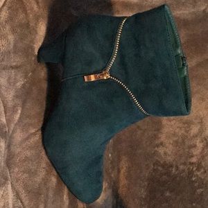 Beautiful green suede ankle boots